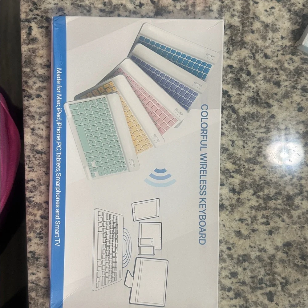 White Bluetooth Keyboard